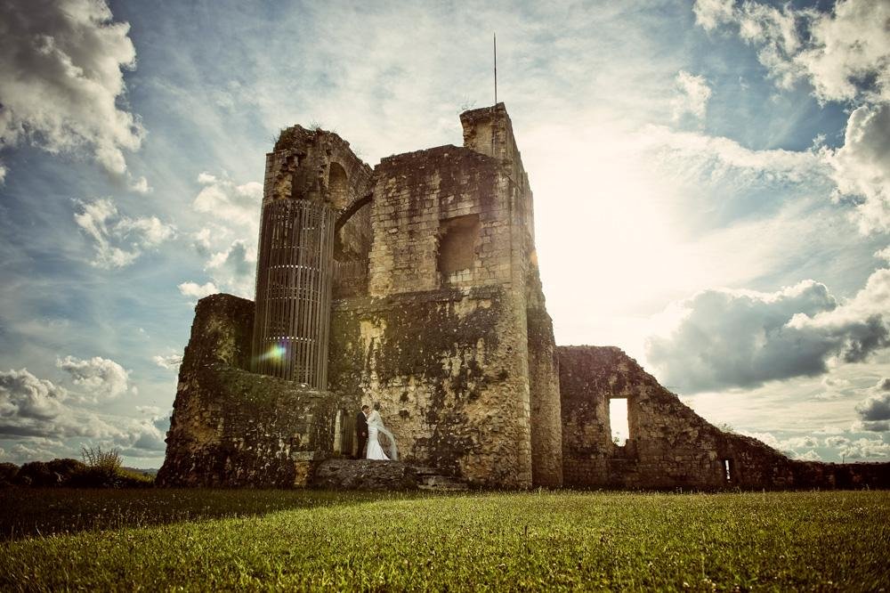 crop_9999_1000_Chateau-de-la-Croix-Wedding-Olivers-Traves10