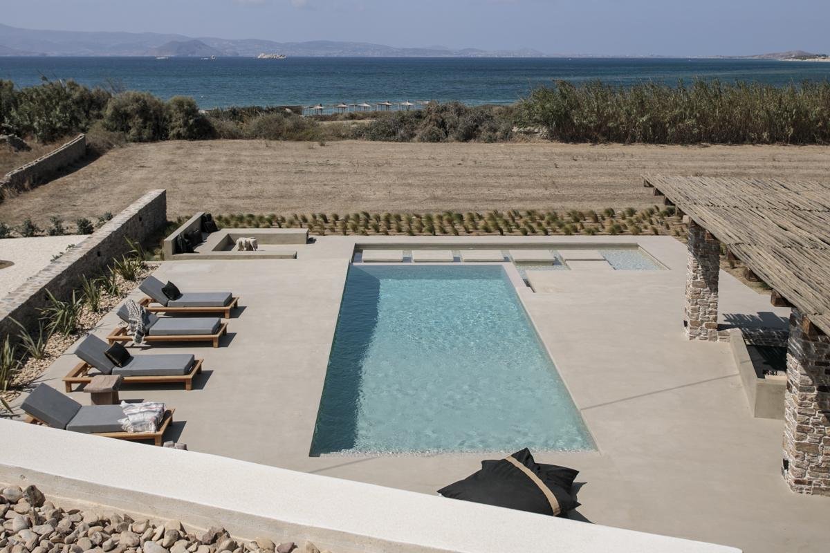 crop_9999_1000_Villa-Aero-Naxos-Olivers-Travels-16