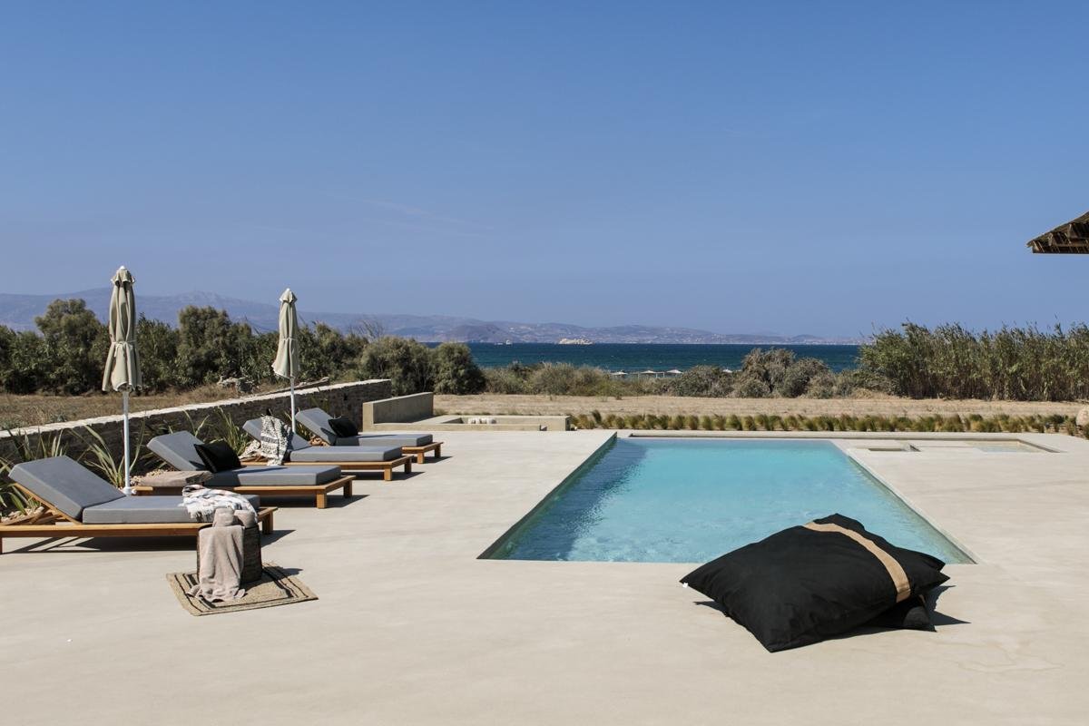 crop_9999_1000_Villa-Aero-Naxos-Olivers-Travels-24