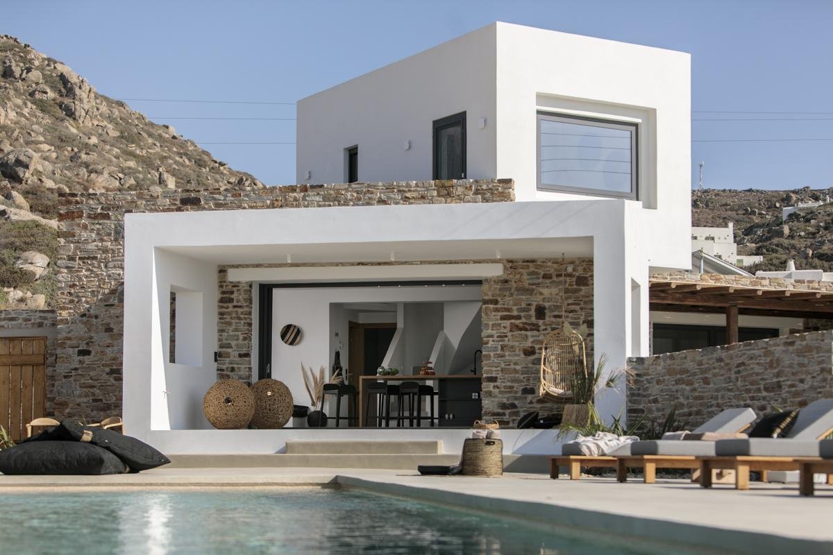 crop_9999_1000_Villa-Aero-Naxos-Olivers-Travels-27