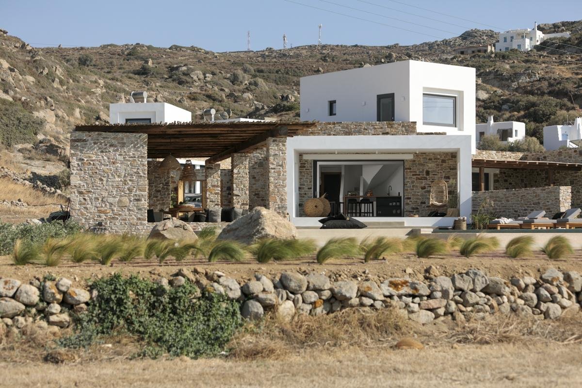 crop_9999_1000_Villa-Aero-Naxos-Olivers-Travels-36