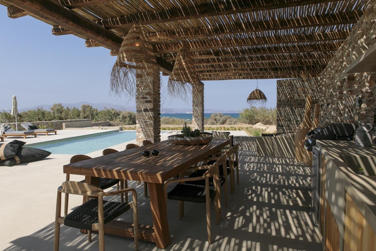 crop_9999_1000_Villa-Aero-Naxos-Olivers-Travels-6