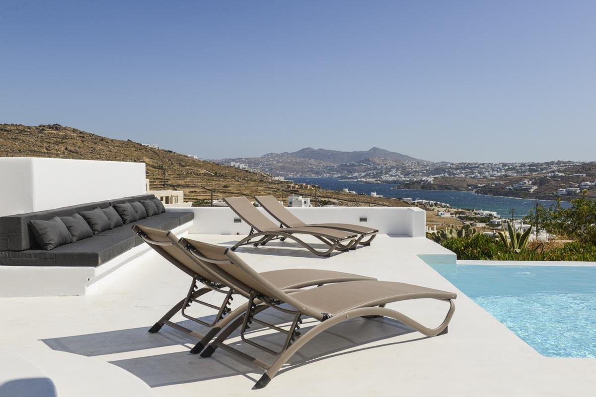 crop_9999_1000_Villa-Beryl-Mykonos-Olivers-Travels-2