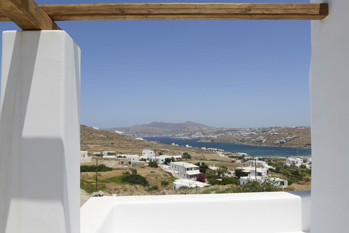 crop_9999_1000_Villa-Beryl-Mykonos-Olivers-Travels-5