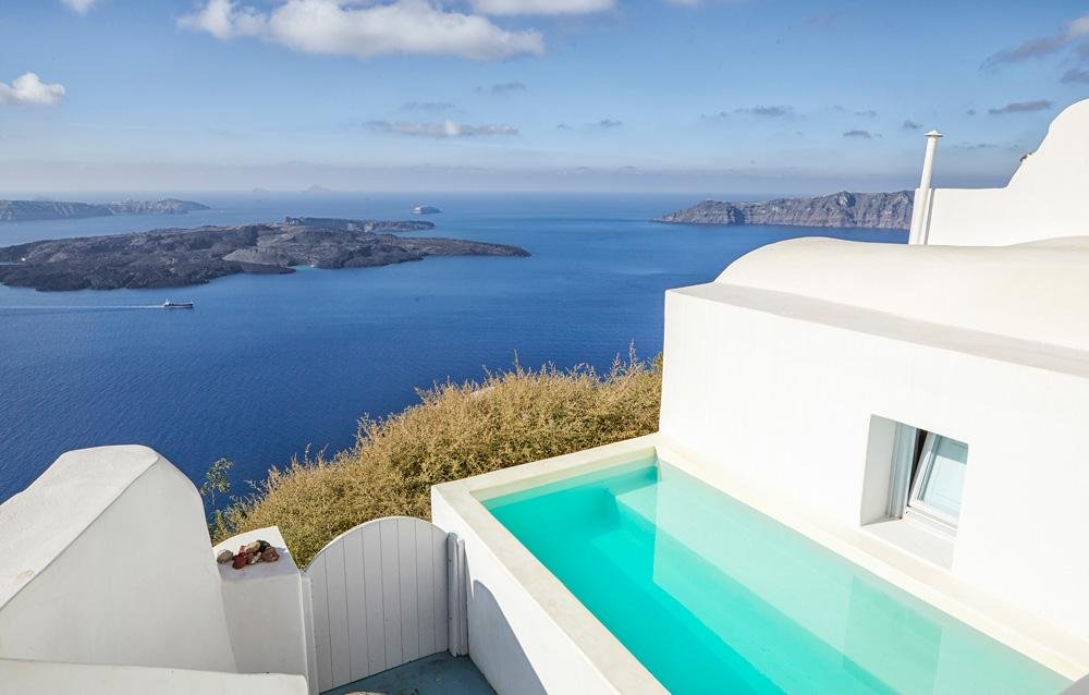 crop_9999_1000_Villa-Mitera-Gi-Santorini-Olivers-Travels-1