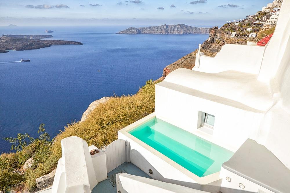 crop_9999_1000_Villa-Mitera-Gi-Santorini-Olivers-Travels-16