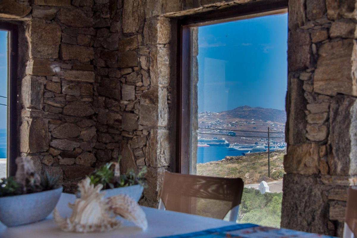 crop_9999_1000_Villa-Zania-Mykonos-Olivers-Travels-12