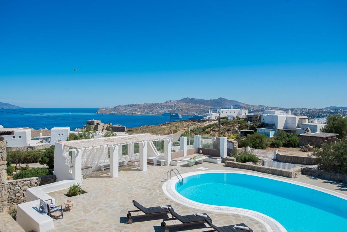 crop_9999_1000_Villa-Zania-Mykonos-Olivers-Travels-6