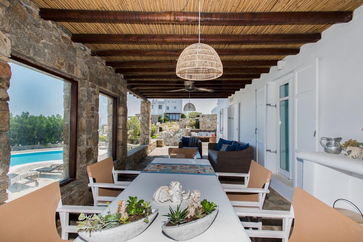 crop_9999_1000_Villa-Zania-Mykonos-Olivers-Travels-7