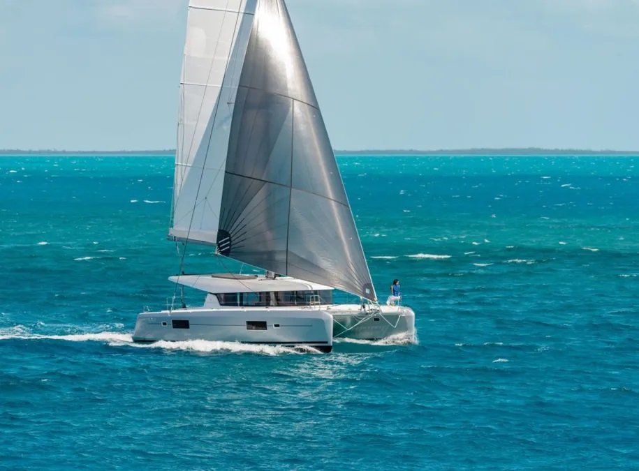 CATA 42 _ RL Yachting (18)