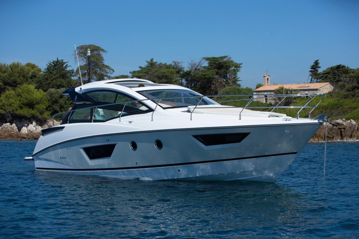 RL 40FT_RL Yachting (1)